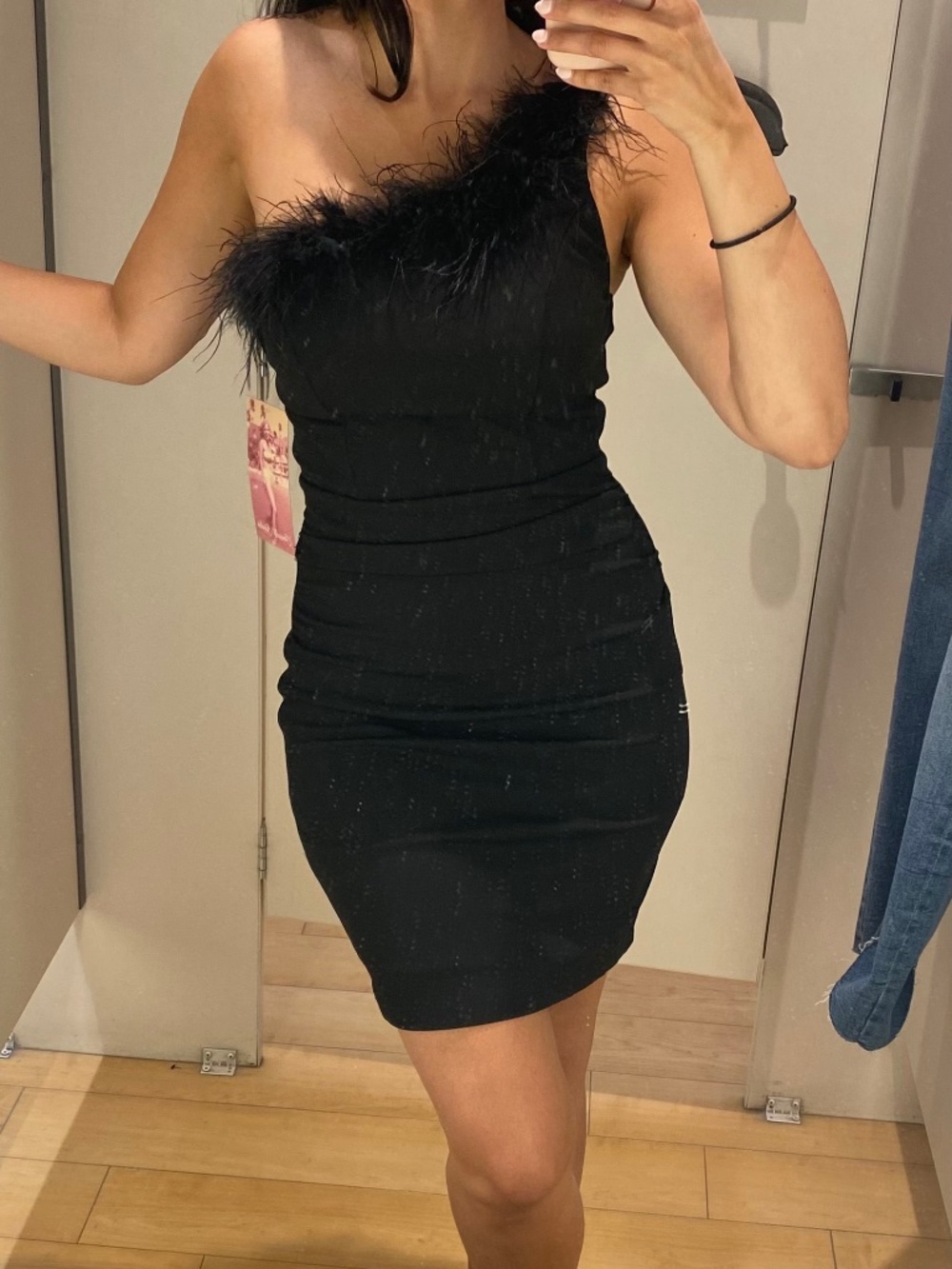 One shoulder dress